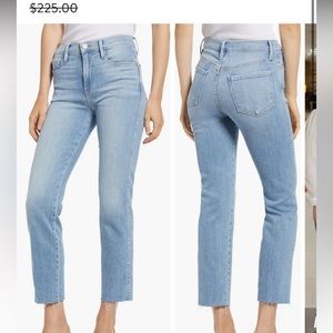 FRAME Le Sylvie Light Wash Jeans. Raw hem. Size 25